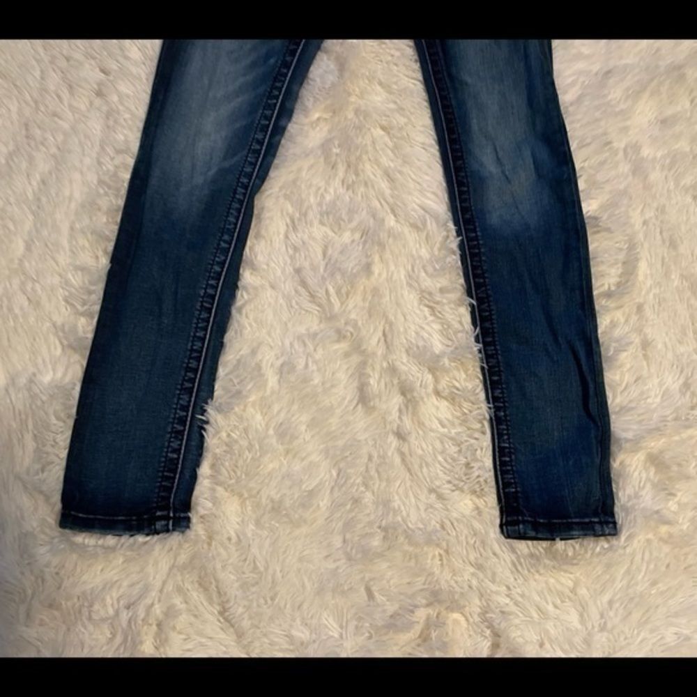 Miss Me signature skinny jeans size 24 - Picture 3 of 10